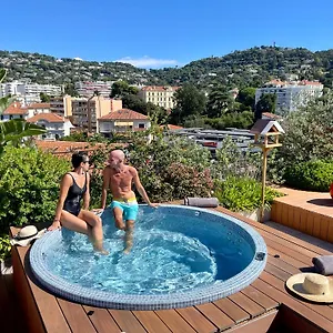 4* Отель Western Premier Le Patio Des Artistes Wellness Jacuzzi